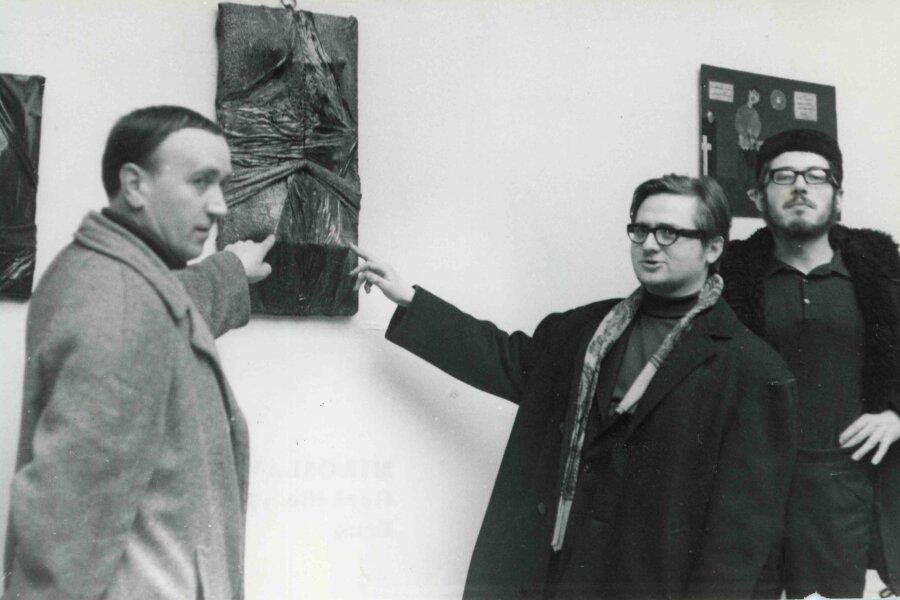 Zleva: Jan Novák (?), Jiří Valoch